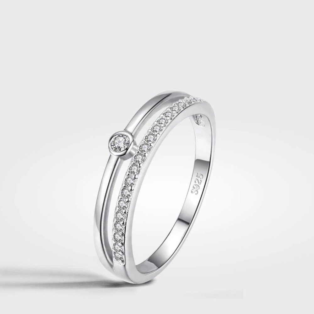 NEW S925 Sterling Silver Cubic Zirconia Gemstone Double Line Ring, Size 7